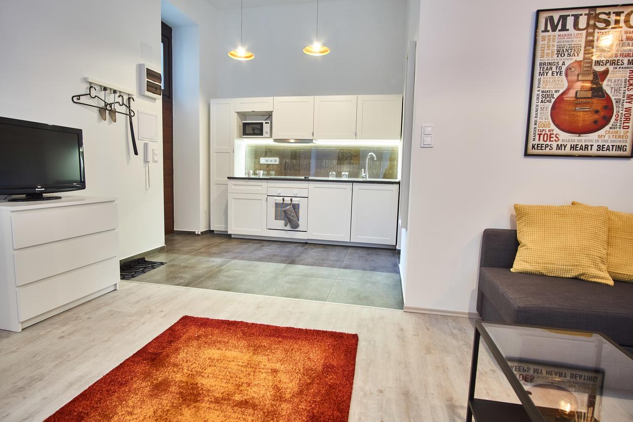 Design Apartment In The City Center With Ac Budapeşte Dış mekan fotoğraf